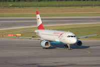 OE-LDG @ LOWW - Nice light. - by Stefan Rockenbauer