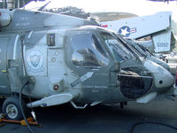 165113 - USN SH-60 HS-6 camo paint - by Iflysky5