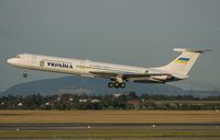 UR-86528 @ VIE - State Ukraine