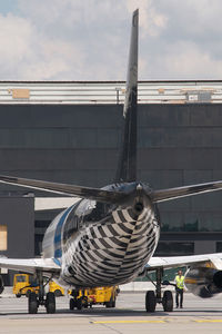 G-CEAE @ VIE - European Air Charter Boeing 737-200 - by Yakfreak - VAP