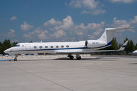 XA-ATL @ VIE - Gulfstream 5