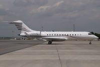 N203JE @ VIE - Globalexpress - by Yakfreak - VAP