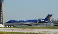 N986CA @ KMKE - CL-600-2B19 - by Mark Pasqualino