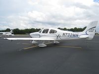 N732MN @ M01 - N732MN CIRRUS SR22