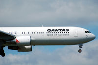 VH-OGV @ NZAA - On approach to Auckland - by Micha Lueck