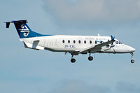 ZK-EAL @ NZAA - On approach to Auckland - by Micha Lueck