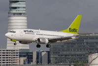 YL-BBE @ VIE - Boeing 737-53S - by Juergen Postl