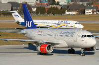 OY-KBP @ LOWS - SAS - by Christian Waser