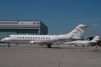 EC-IBD @ VIE - Globalexpress - by Yakfreak - VAP