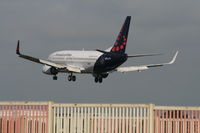 OO-LTM @ EBBR - several seconds before landing on rwy 25L