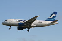 OH-LVF @ EBBR - arrival of flight AY811 to rwy 25L