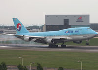 HL7485 @ EGLL - Korean Air - by Christian Waser