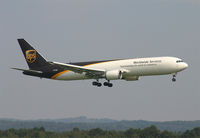 N310UP @ EDDK - UPS - by Christian Waser
