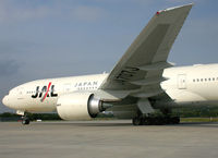 JA707J @ LSZH - Japan Airlines - by Christian Waser