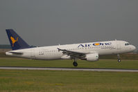 EI-DSF @ VIE - Air One Airbus 320 - by Yakfreak - VAP