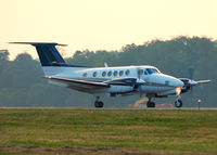 N1931C @ KBTP - Landing on Runway 8 at KBTP - by Steel61