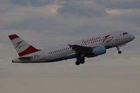 OE-LDF @ VIE - Airbus Industries A319-112 - by Juergen Postl