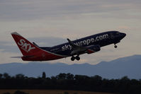 OM-NGJ @ VIE - 2007 Boeing 737-76N - by Juergen Postl