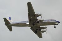 N996DM @ LOWW - RED BULL - by Delta Kilo
