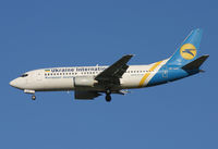 UR-GAL @ LOWW - Ukraine International - by Christian Waser
