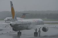 D-ABON @ DUS - Condor