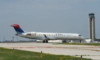 N730EV @ KMKE - CL-600-2C10