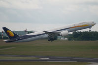 VT-JEK @ BRU - Jet Airways Boeing 777-300 - by Yakfreak - VAP