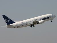 YR-BGA @ LOWW - Tarom - by Christian Waser
