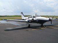 N308P @ M01 - N308P BEECH B-55