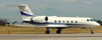 N195WS @ KAPA - At Centennial - by Victor Agababov