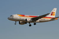 EC-KBJ @ EBBR - arrival of flight IB3206 to rwy 25L