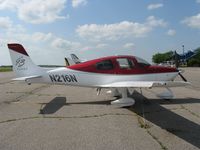 N216N @ KAXN - Brand new SR22, sleek paint scheme too.