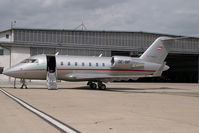 OE-INP @ VIE - Vistajet CL600