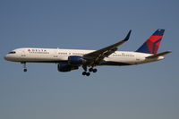 N722TW @ EBBR - arrival of flight DL140 to rwy 25L - now registered to Delta