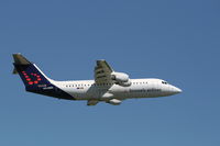 OO-DWH @ EBBR - taking off from rwy 07R