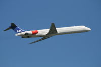 LN-ROM @ EBBR - flight SK594 is taking off from rwy 07R