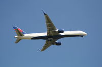 N705TW @ EBBR - flight DL141 is taking off from rwy 07R