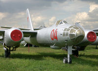 04 @ MONINO - IL-28 - by Christian Waser