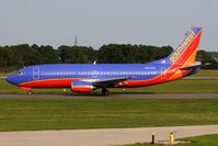 N327SW @ ORF - Southwest Airlines N327SW (FLT SWA2066) taxiing to RWY 23 for departure to Orlando Int'l (KMCO). - by Dean Heald