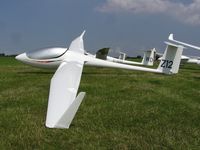 BGA4704 @ EGTB - Schleicher ASW27 - by Simon Palmer