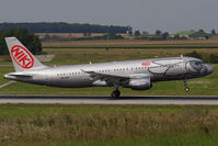 OE-LEO @ VIE - Airbus Industries A320-214 - by Juergen Postl