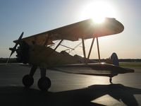 N52127 @ M01 - N52127 Stearman E75