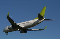 YL-BBI @ EBBR - early arrival of flight BT601 to rwy 25L - by Daniel Vanderauwera