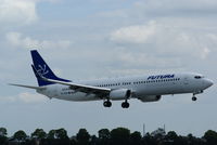 EC-KQQ @ EHAM - Schiphol, just before touchdown on the Polderbaan - by Jan Bekker