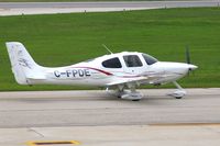 C-FPDE @ CID - Taxiing to Landmark FBO
