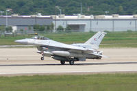 3080 @ NFW - UAE (3080) F-16E Block 60 Landing NASJRB Ft. Worth.