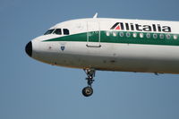 I-BIXB @ EBBR - descending to rwy 25L