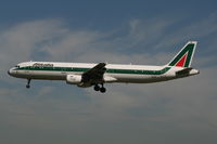 I-BIXB @ EBBR - arrival of flight AZ156 to rwy 25L
