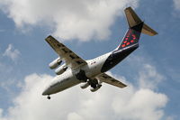 OO-DJK @ EBBR - descending to rwy 25L