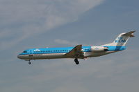 PH-OFG @ EBBR - arrival of flight KL1723 to rwy 25L